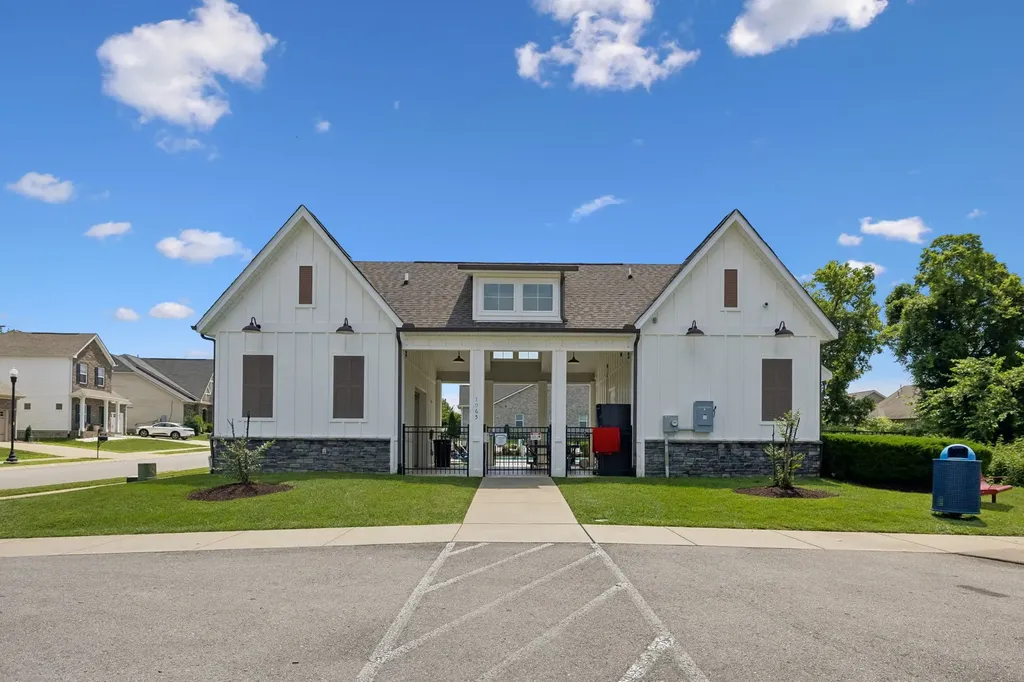 1310 Coates Lane Gallatin TN 37066