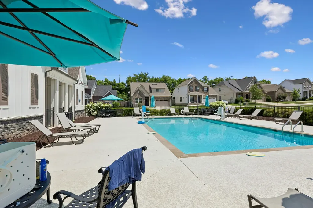 1310 Coates Lane Gallatin TN 37066