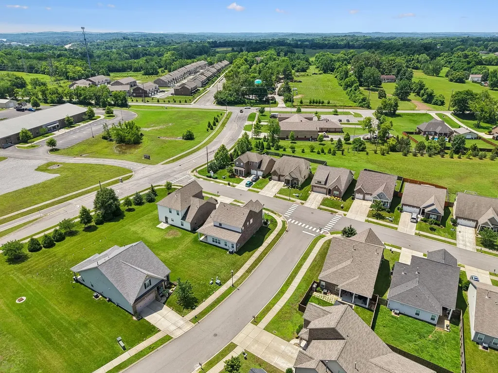 1310 Coates Lane Gallatin TN 37066