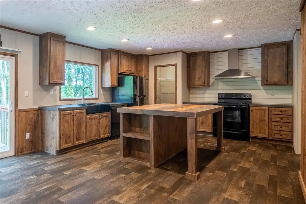 5077 Southpoint Ridge Road Hampshire TN 38461
