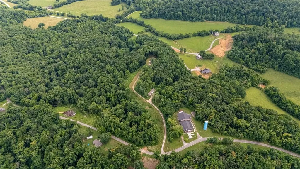5077 Southpoint Ridge Road Hampshire TN 38461
