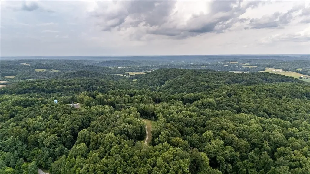 5077 Southpoint Ridge Road Hampshire TN 38461