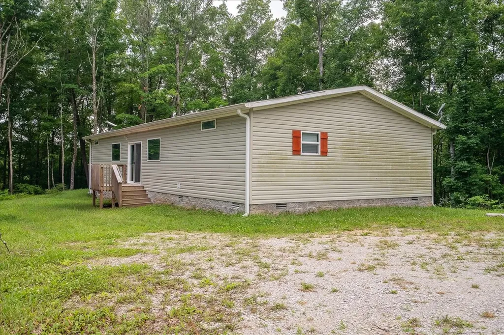 5077 Southpoint Ridge Road Hampshire TN 38461