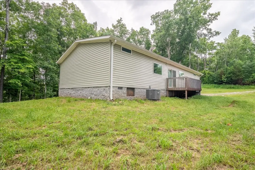 5077 Southpoint Ridge Road Hampshire TN 38461