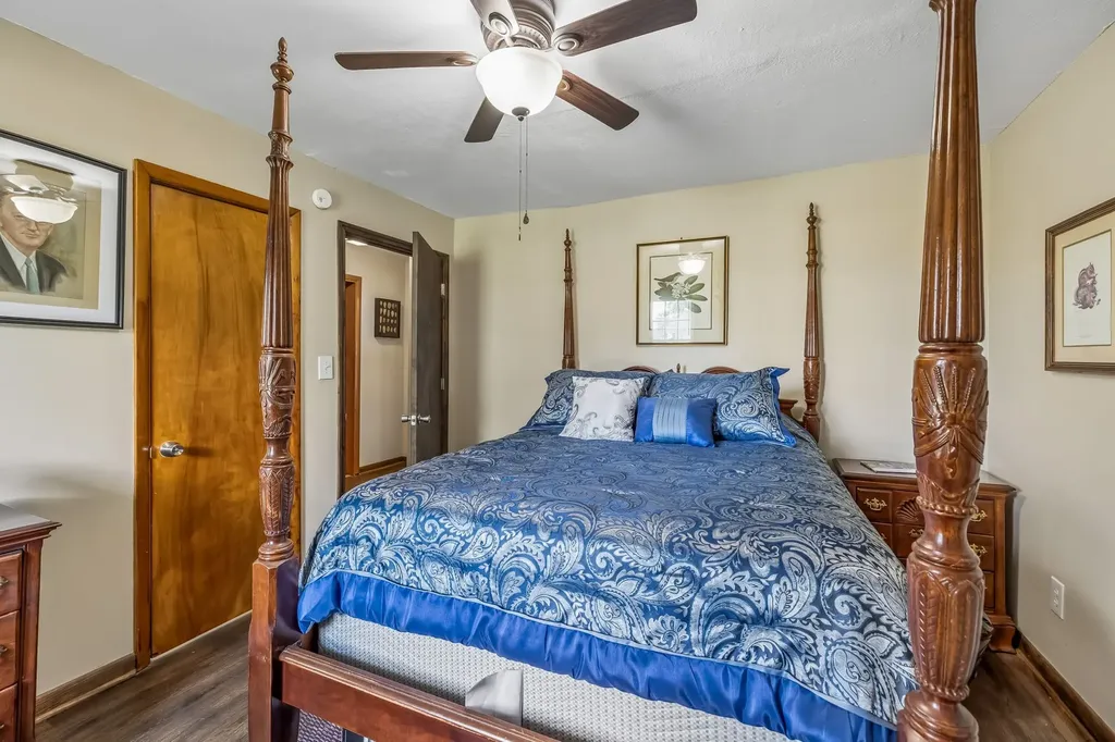 903 Days Road Lafayette TN 37083