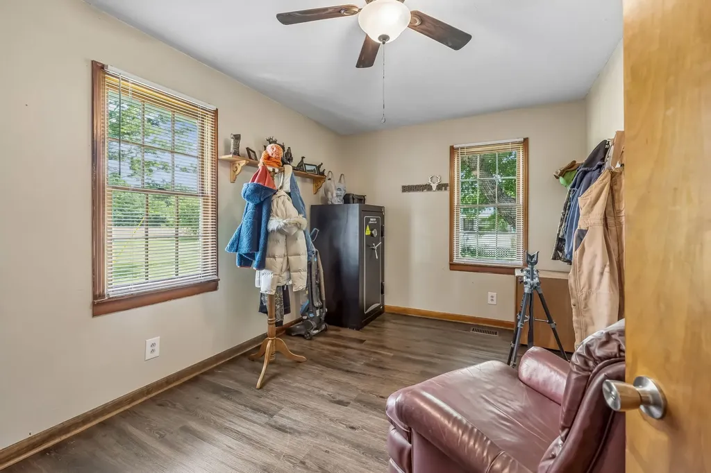 903 Days Road Lafayette TN 37083