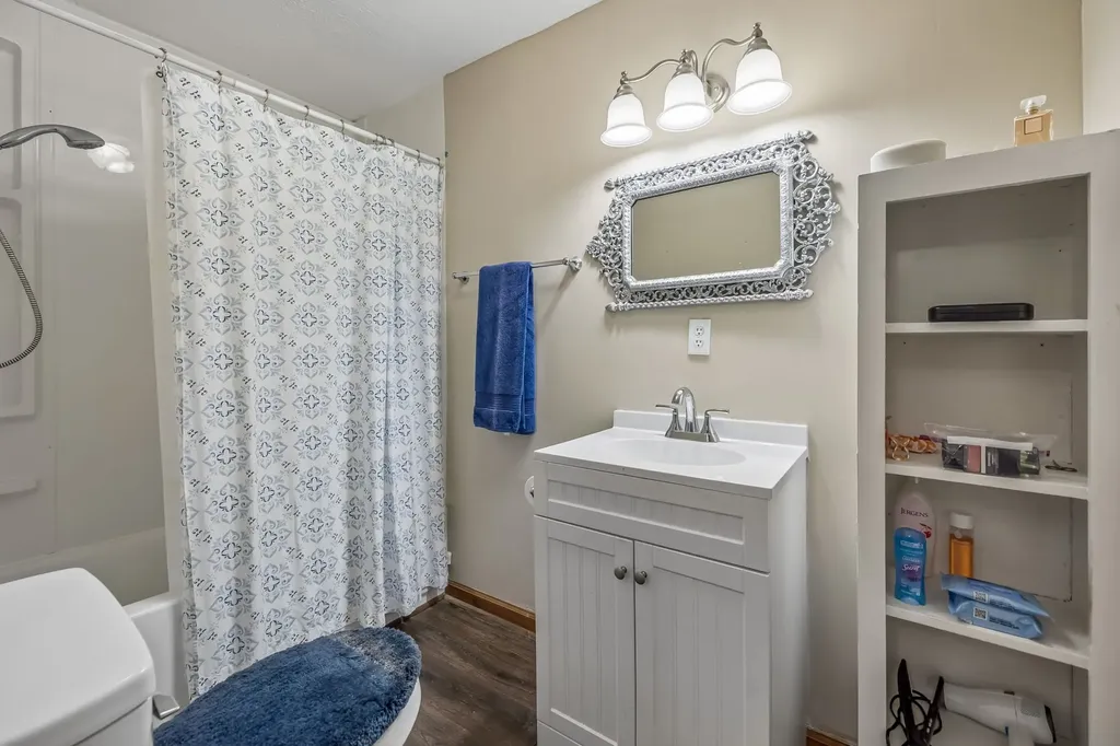903 Days Road Lafayette TN 37083