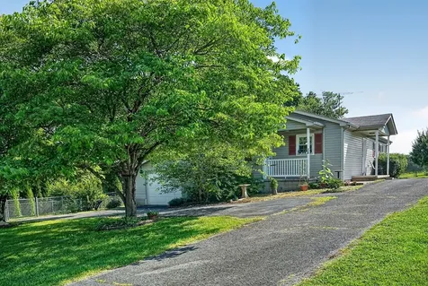 200 Woodmont Drive Sparta TN 38583
