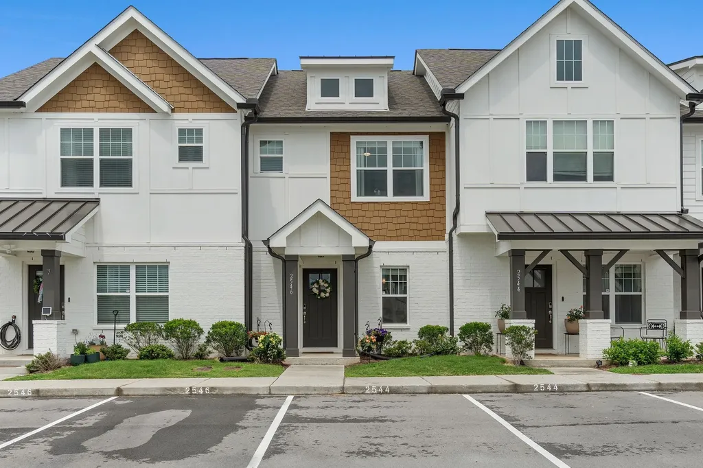 2546 Hanford Avenue Old Hickory TN 37138