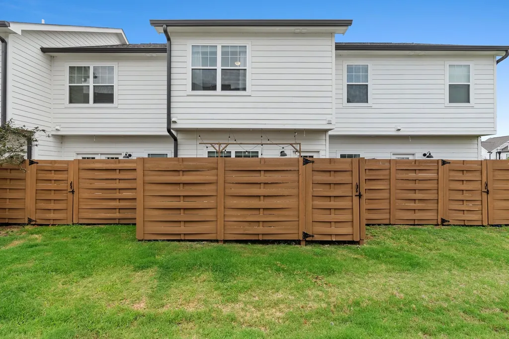 2546 Hanford Avenue Old Hickory TN 37138