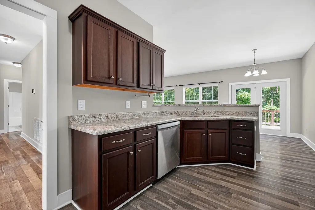 105 Shiloh Lane Smithville TN 37166