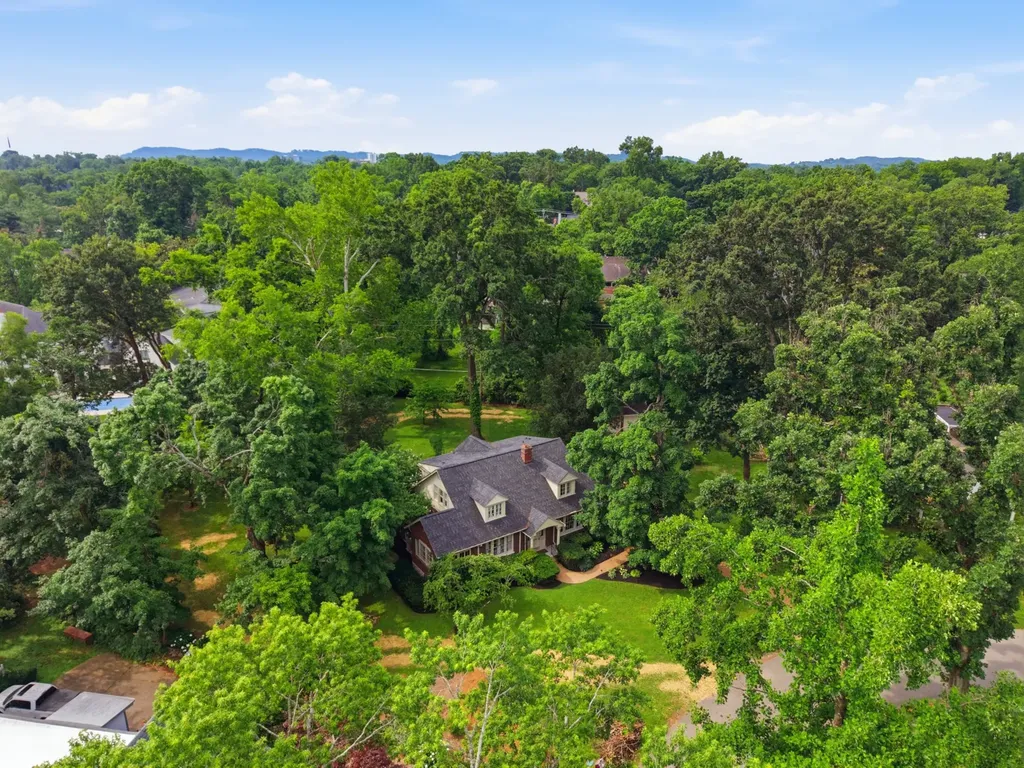 3609 Saratoga Drive Nashville TN 37205