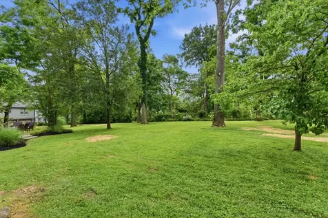3609 Saratoga Drive Nashville TN 37205