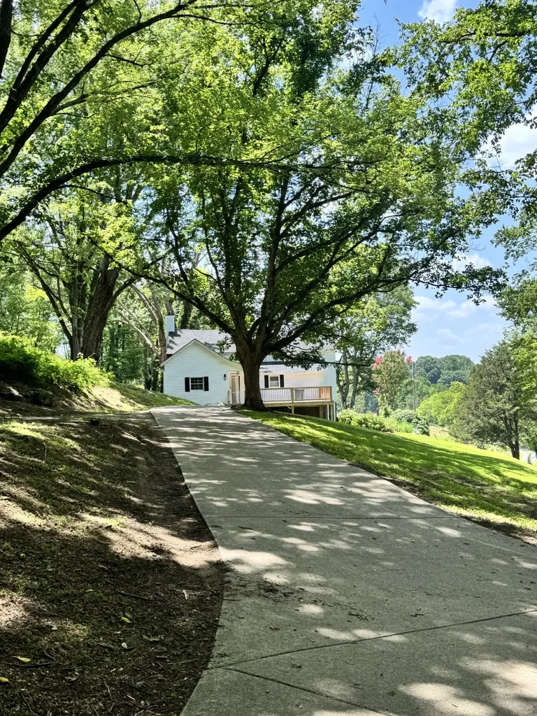 97 Mcclures Bend Lane Carthage TN 37030