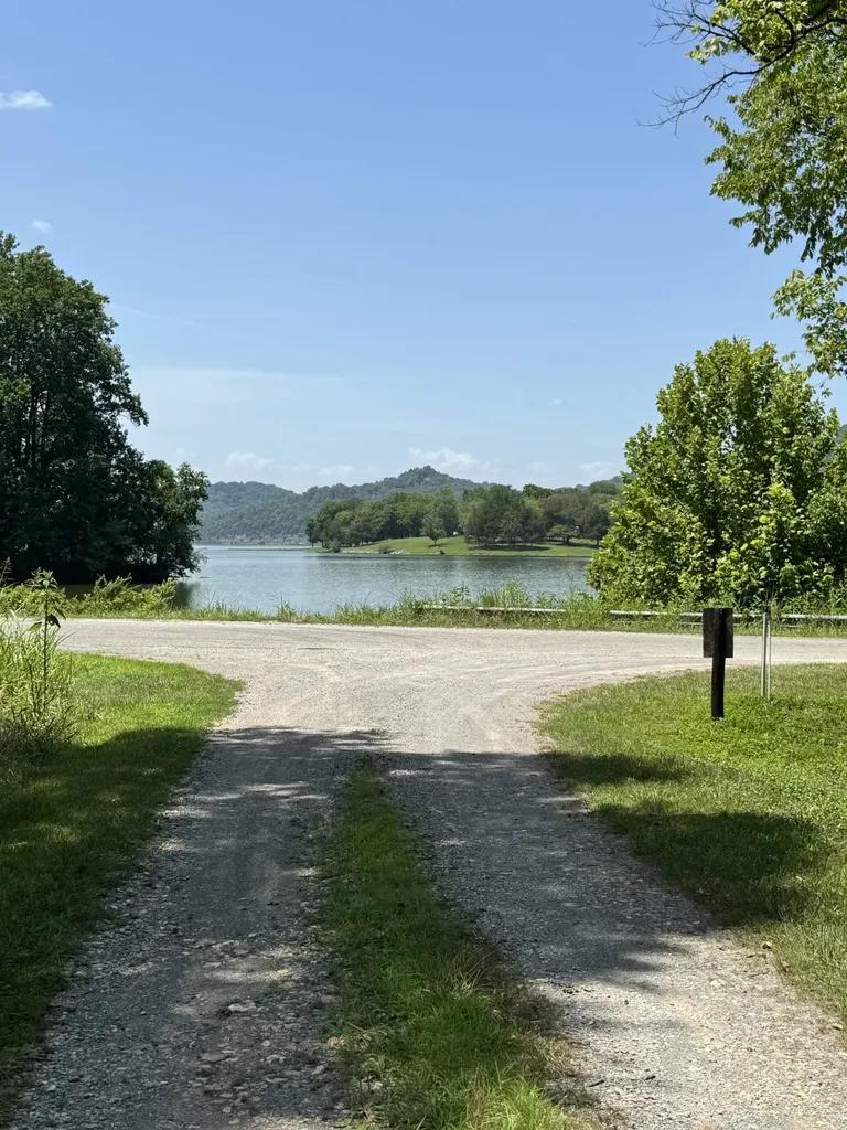 97 Mcclures Bend Lane Carthage TN 37030