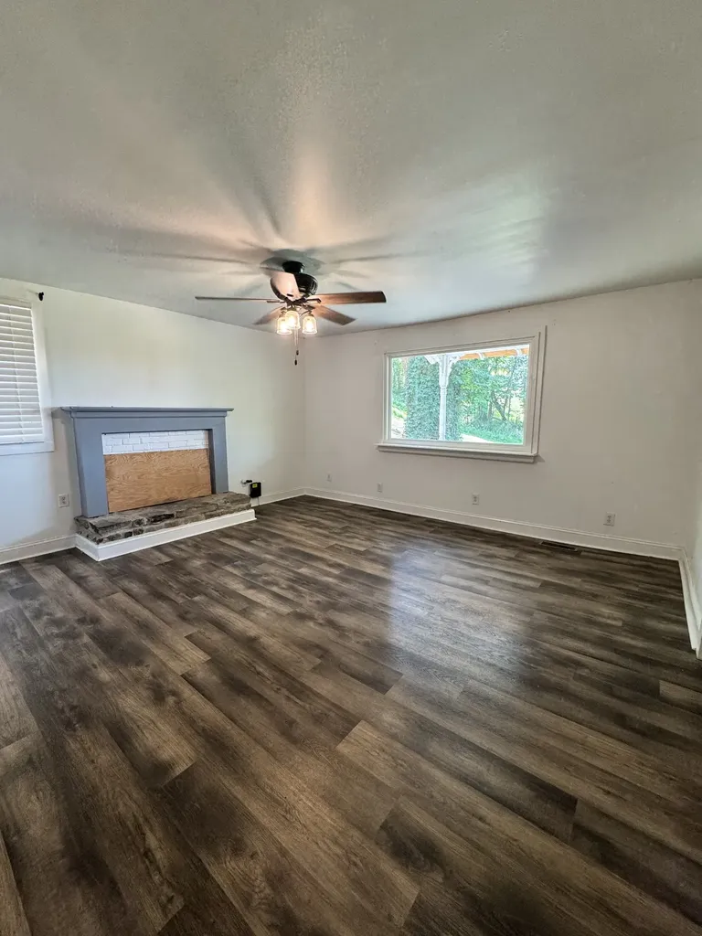 97 Mcclures Bend Lane Carthage TN 37030
