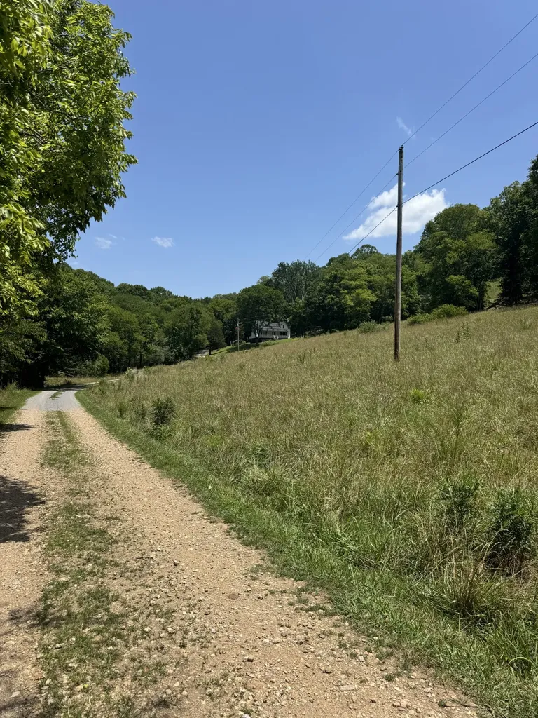 97 Mcclures Bend Lane Carthage TN 37030