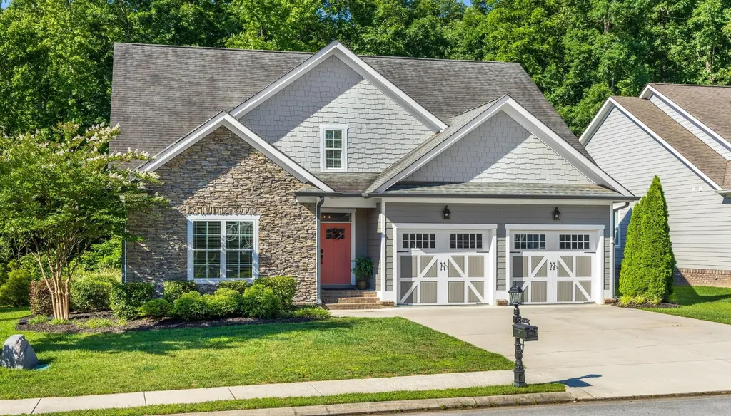 9458 Silver Stone Lane Ooltewah TN 37363