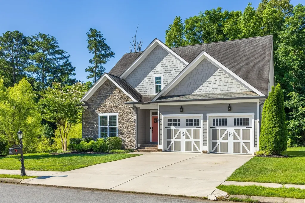 9458 Silver Stone Lane Ooltewah TN 37363