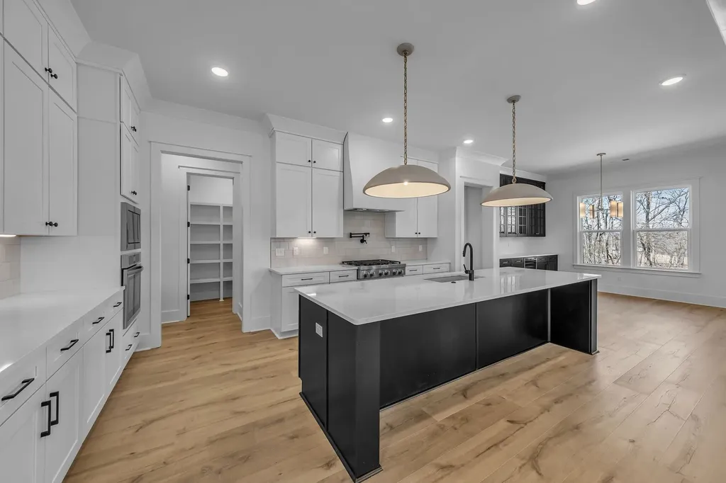 5001 Fairhaven Circle Thompsons Station TN 37179