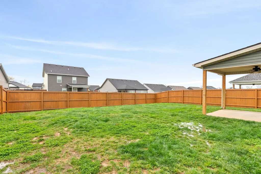 898 Lutz Lane Clarksville TN 37042