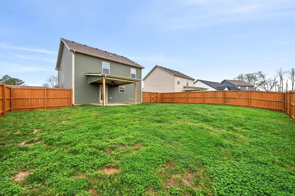 898 Lutz Lane Clarksville TN 37042