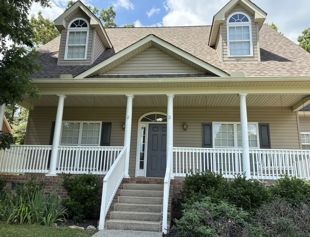 545 Red Fox Drive Burns TN 37029