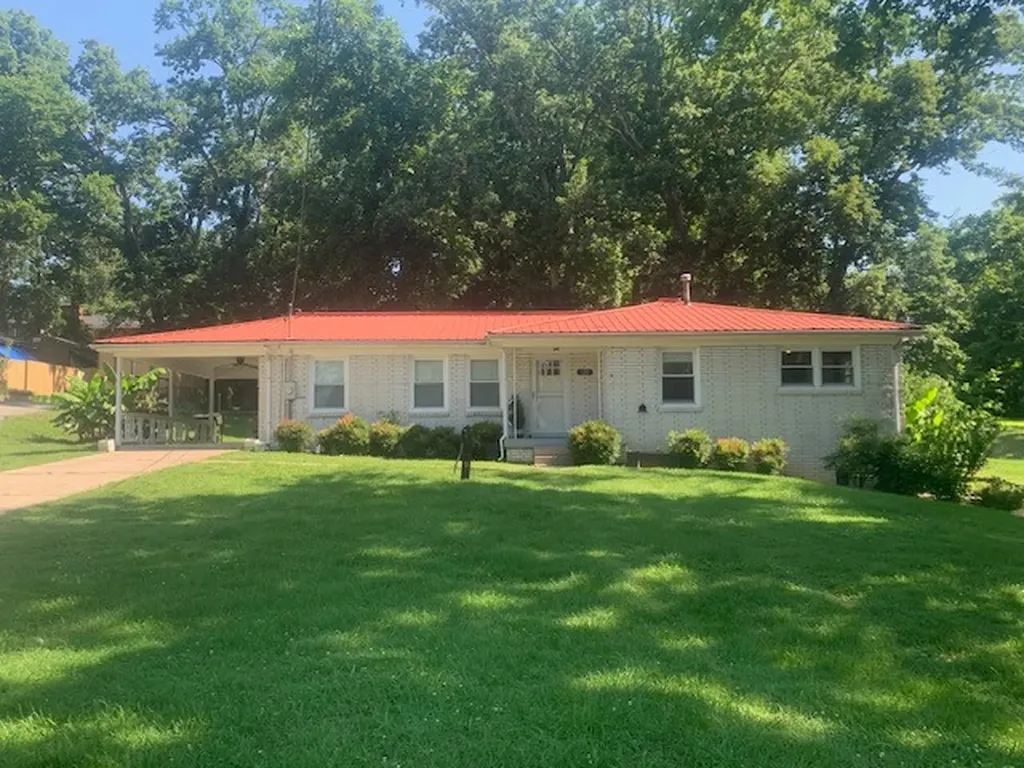 126 Wayne Street Gallatin TN 37066