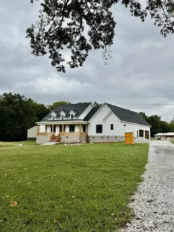 3725 Ledford Mill Road Wartrace TN 37183
