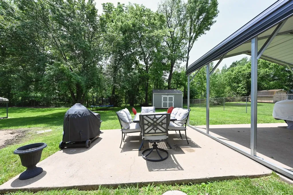 409 Sunnybrook Drive White House TN 37188