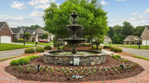 12534 Cotton Blossom Lane Knoxville TN 37934
