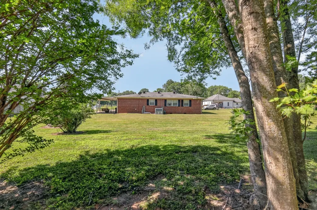 6614 3rd Street College Grove TN 37046