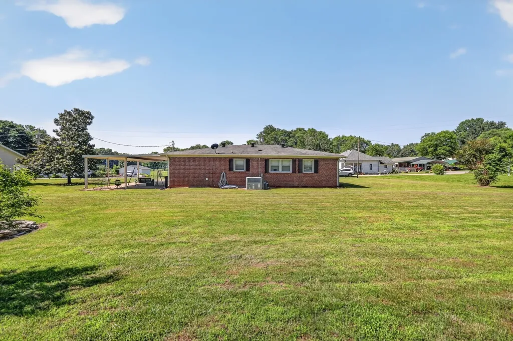 6614 3rd Street College Grove TN 37046