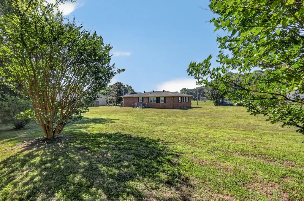 6614 3rd Street College Grove TN 37046