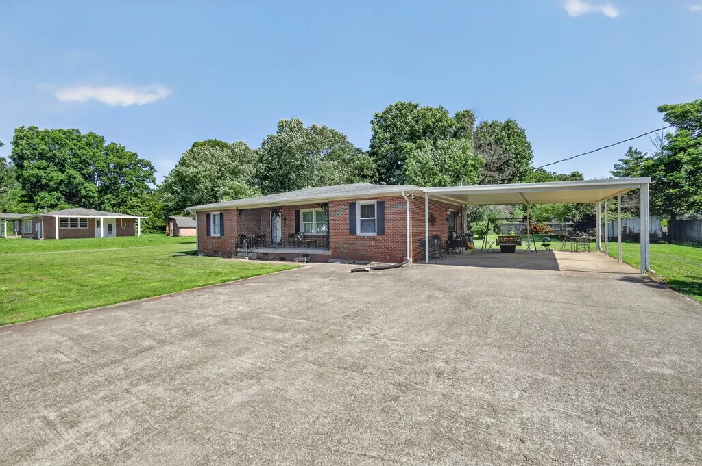 6614 3rd Street College Grove TN 37046