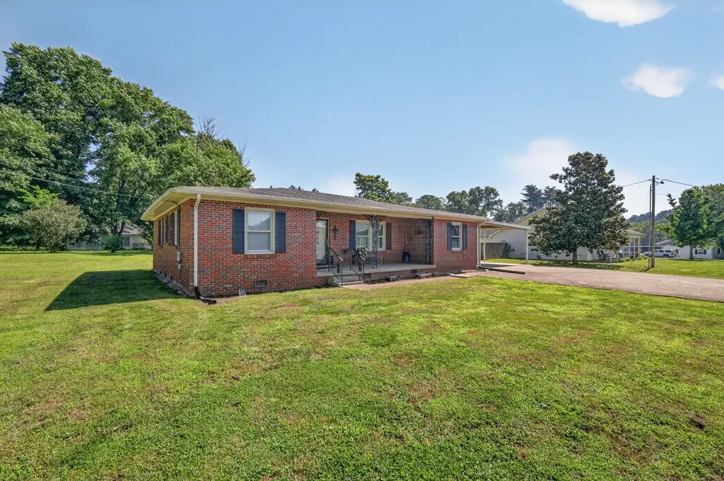 6614 3rd Street College Grove TN 37046