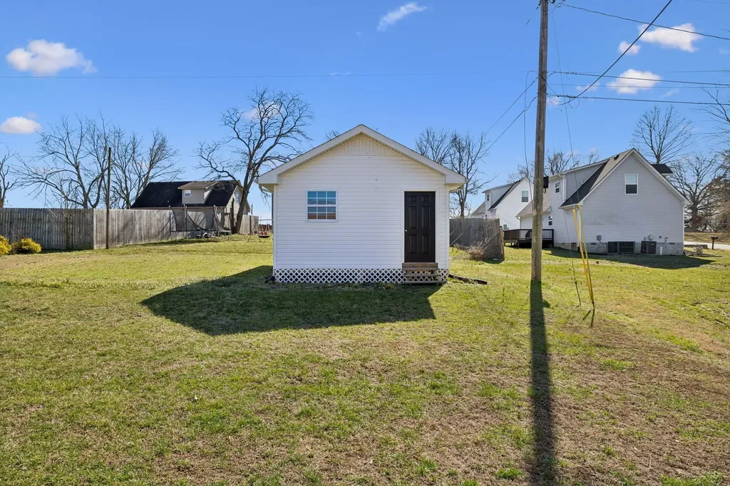319 Highway 76 White House TN 37188