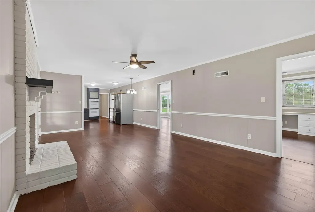 306 Locust Road Clarksville TN 37043
