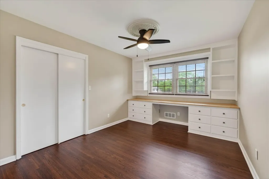 306 Locust Road Clarksville TN 37043