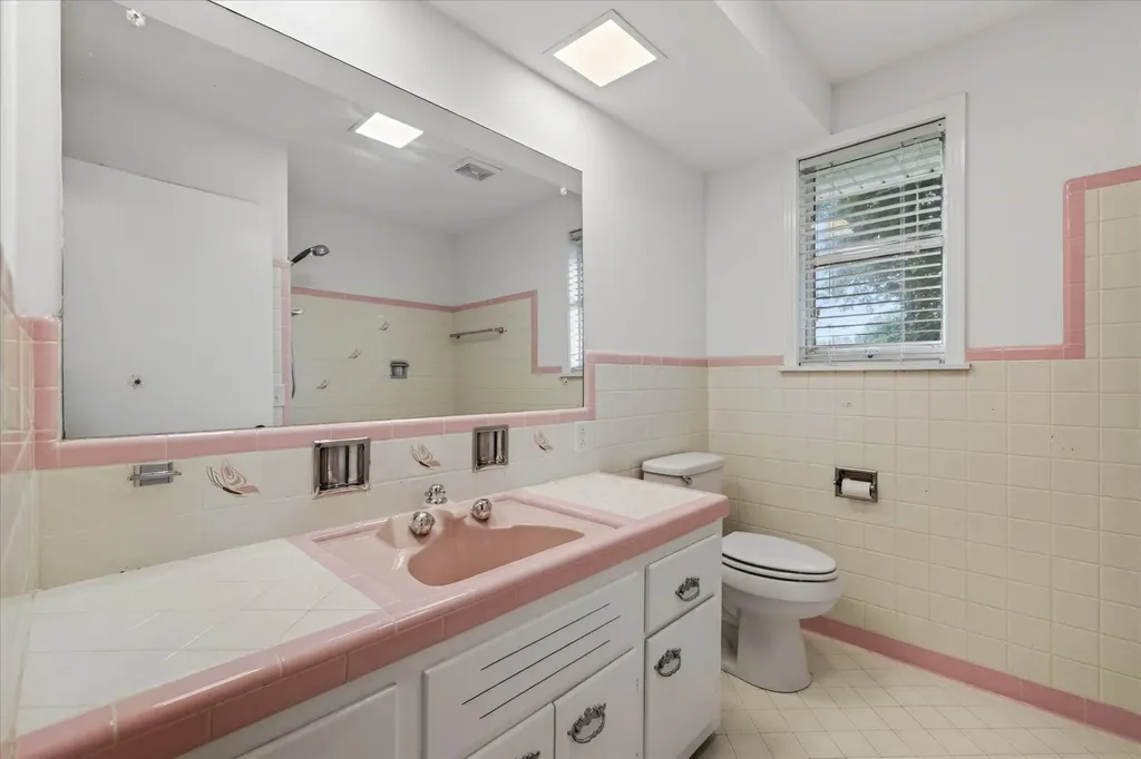 306 Locust Road Clarksville TN 37043