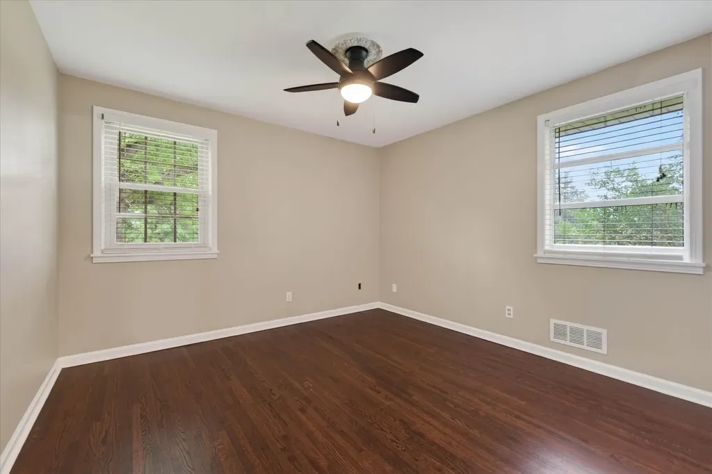 306 Locust Road Clarksville TN 37043