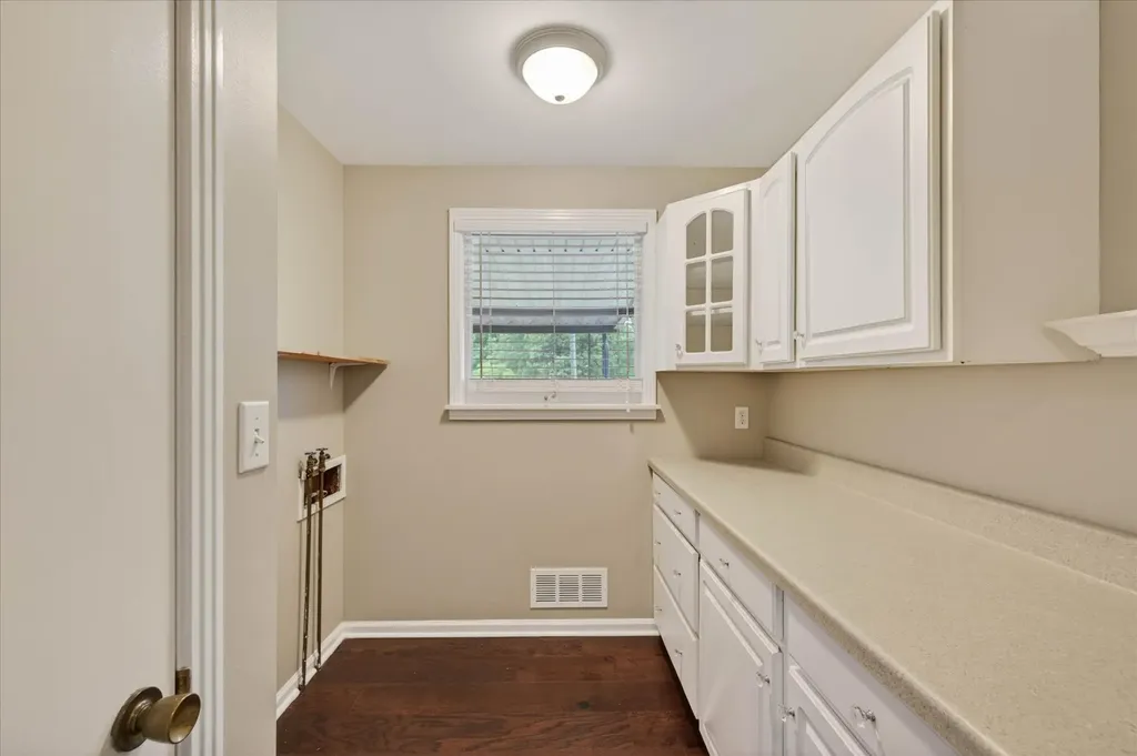 306 Locust Road Clarksville TN 37043