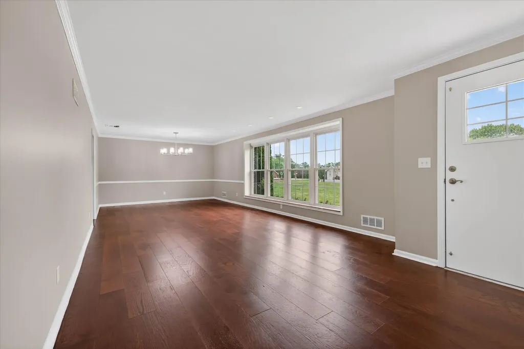 306 Locust Road Clarksville TN 37043