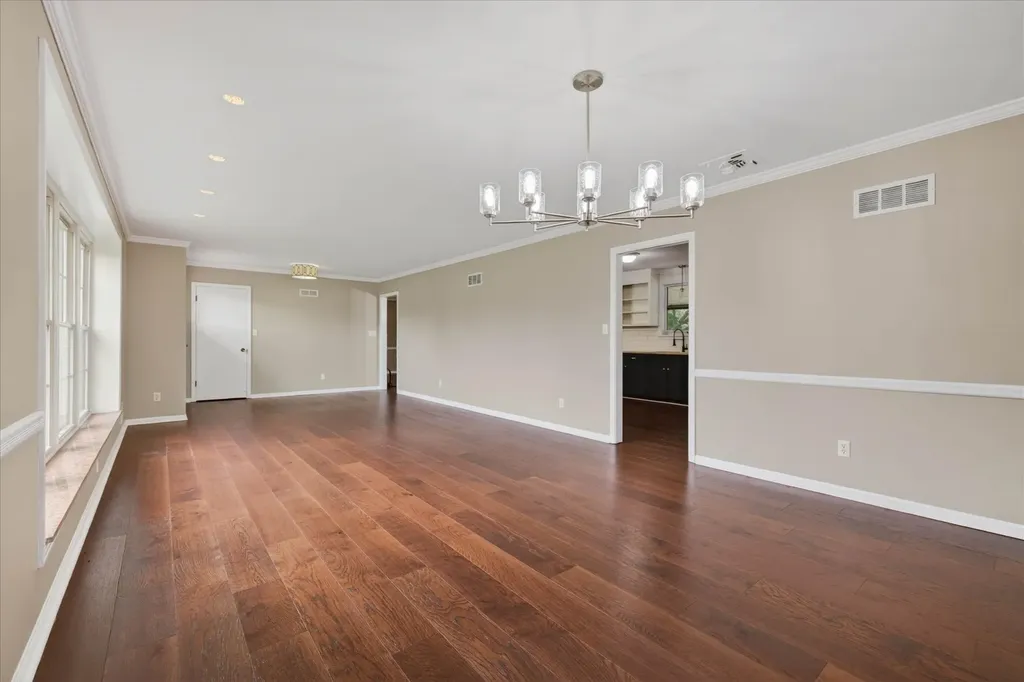 306 Locust Road Clarksville TN 37043
