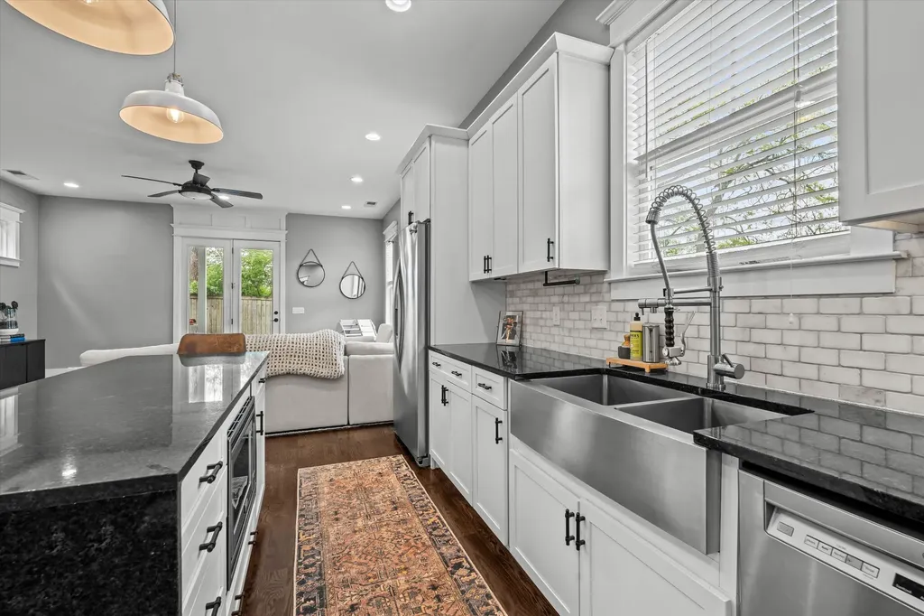 1030 Burchwood Avenue Nashville TN 37216