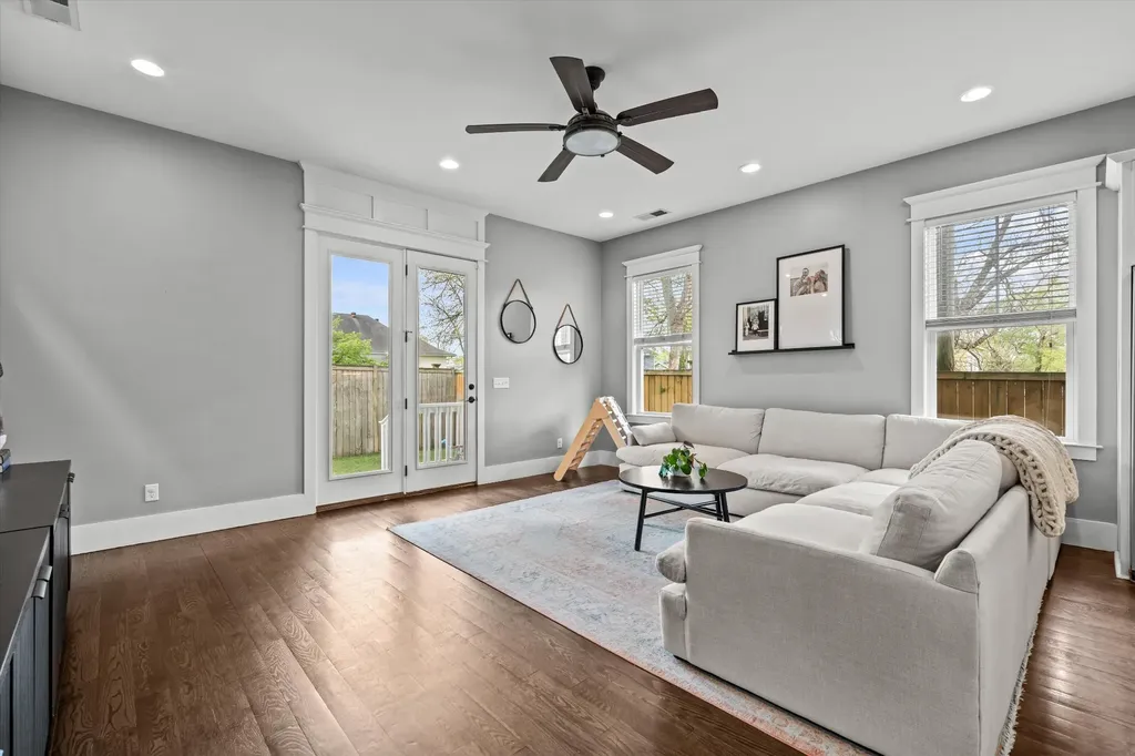 1030 Burchwood Avenue Nashville TN 37216