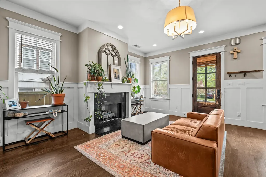1030 Burchwood Avenue Nashville TN 37216
