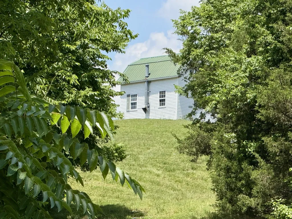 40 Mahan Lane Elmwood TN 38560
