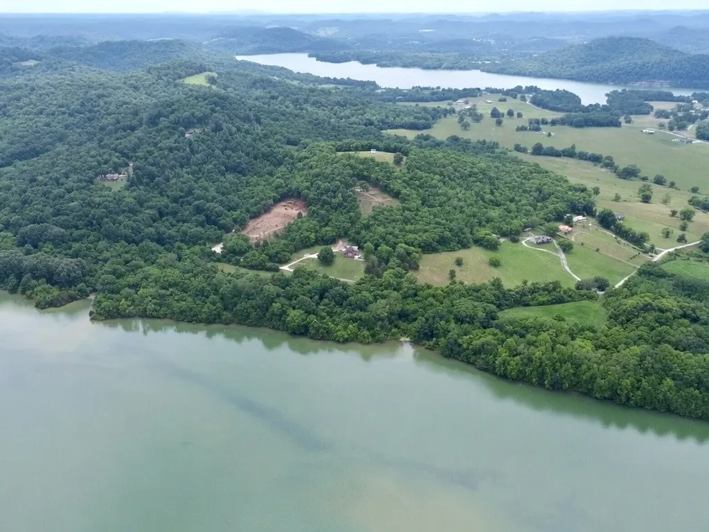 40 Mahan Lane Elmwood TN 38560