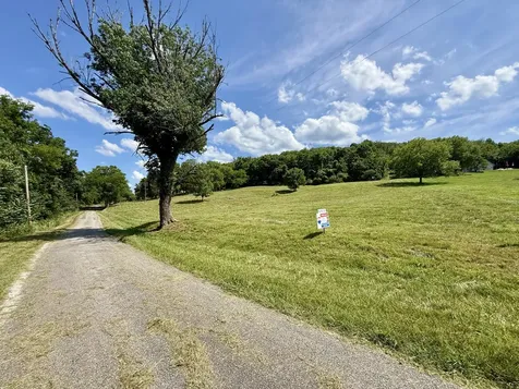 40 Mahan Lane Elmwood TN 38560
